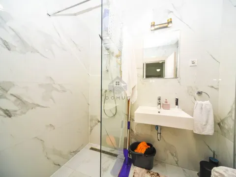 Rent, two bedroom apartment, 65m², Stara Varoš, Podgorica - image 9