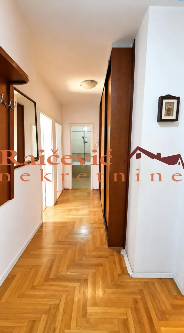 Prodaja, četvorosoban stan, 81m², Botanička Bašta, Palilula Sve Podlokacije