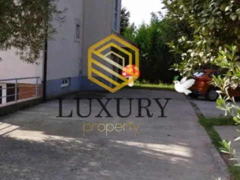 Izdavanje, jednosoban stan, 55m², Tološi, Podgorica - image 9