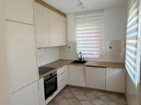 Prodaja, dvosoban stan, 79m², Kotor, Crna Gora - image 4