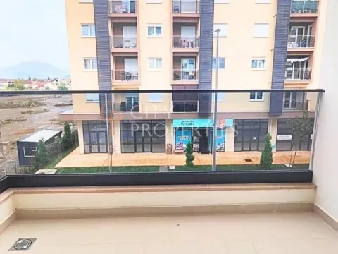 Izdavanje, stan, 53m², New City, Podgorica - image 11