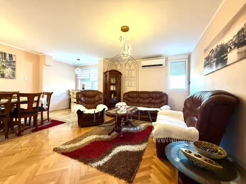 Rent, two bedroom apartment, 78m², Blok 5, Podgorica - image 2