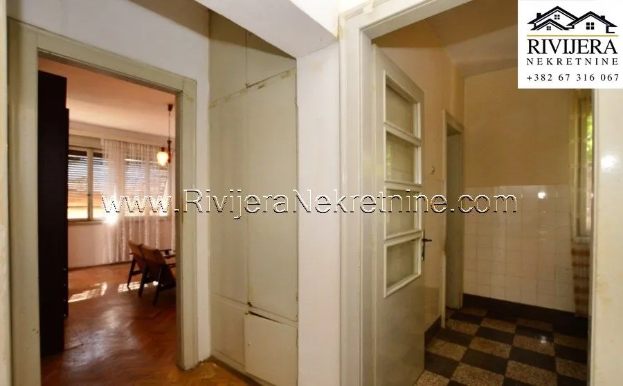 Prodaja, jednosoban stan, 70m², Centar, Herceg Novi