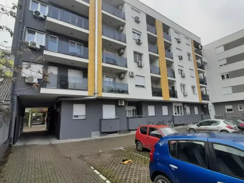 Izdavanje, parking/garaža, 15m², Podbara, Novi Sad Sve Podlokacije - image 10