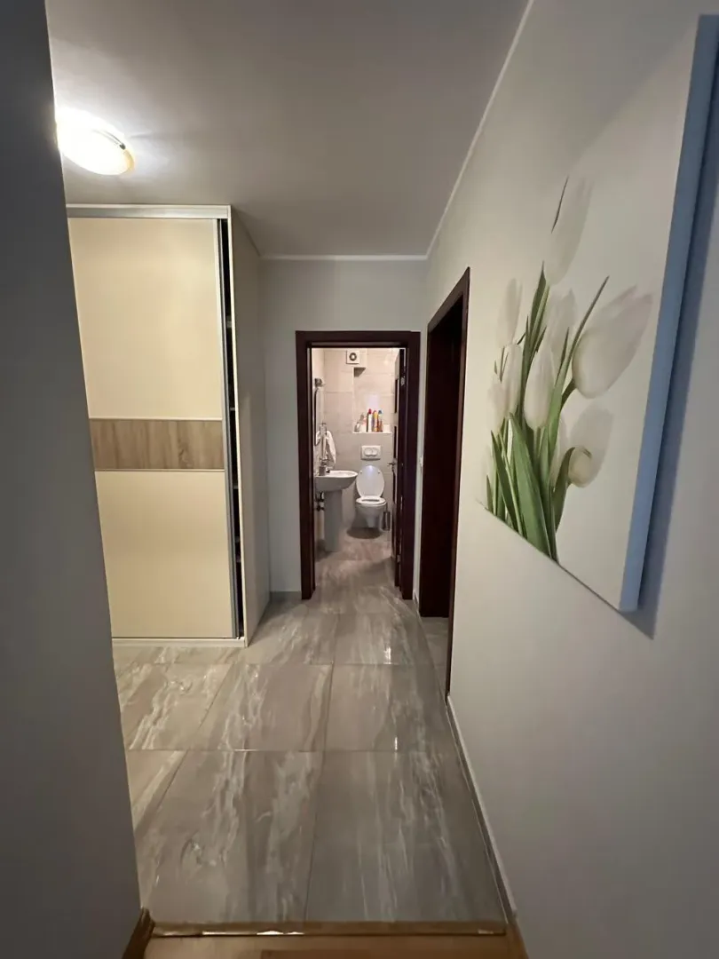 Prodaja, dvosoban stan, 75m², Centar, Budva