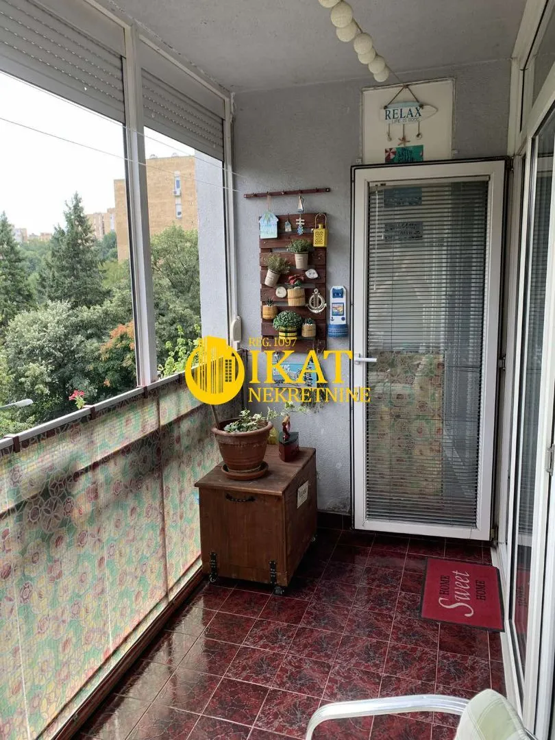 Prodaja, trosoban stan, 74m², Zvezdara Sve Podlokacije, Beograd