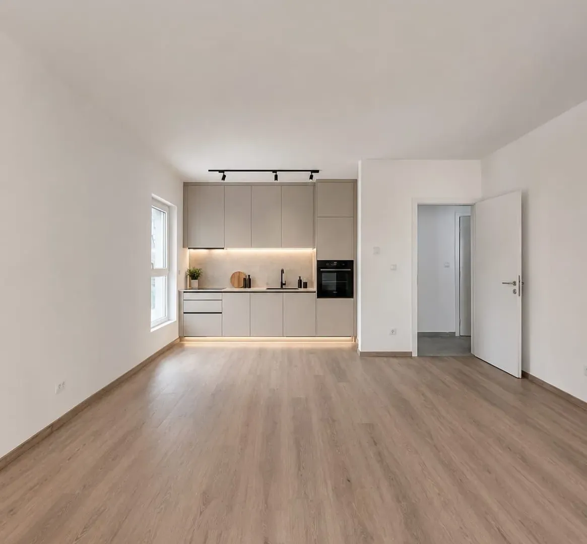 Izdavanje, trosoban stan, 83m², Zabjelo, Podgorica