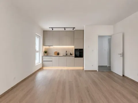 Izdavanje, trosoban stan, 83m², Zabjelo, Podgorica - image 7