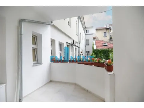 Rent, three bedroom apartment, 106m², Stari Grad, Beograd - image 12