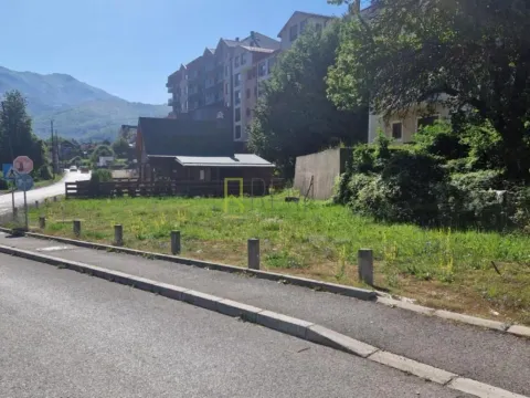 Prodaja, plac, 300m², Kolašin, Crna Gora - image 2
