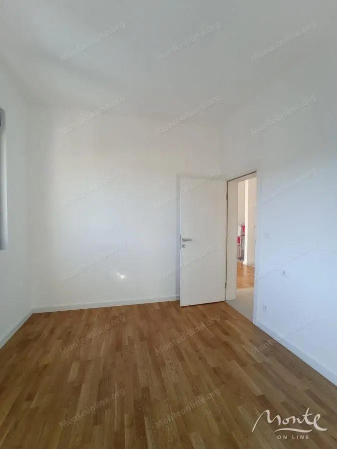 Sale, two bedroom apartment, 61m², Polje, Bar