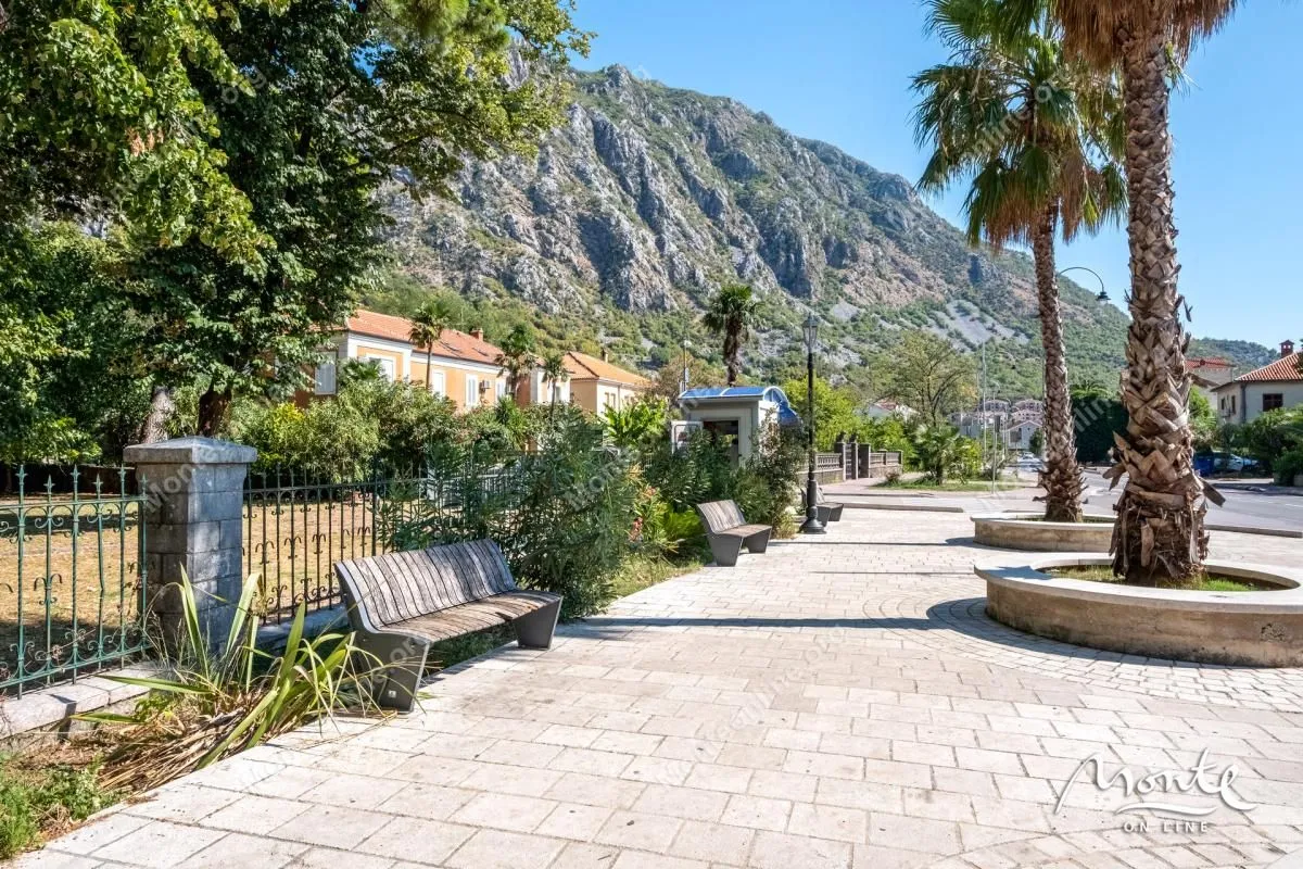 Sale, house, 112m², Risan, Kotor