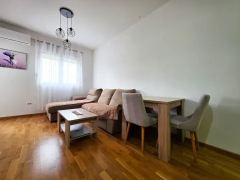 Rent, apartment, 30m², Stari Aerodrom, Podgorica - image 4