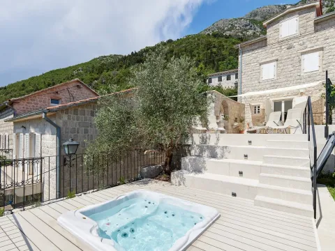 Prodaja, kuća, 146m², Perast, Kotor - image 26