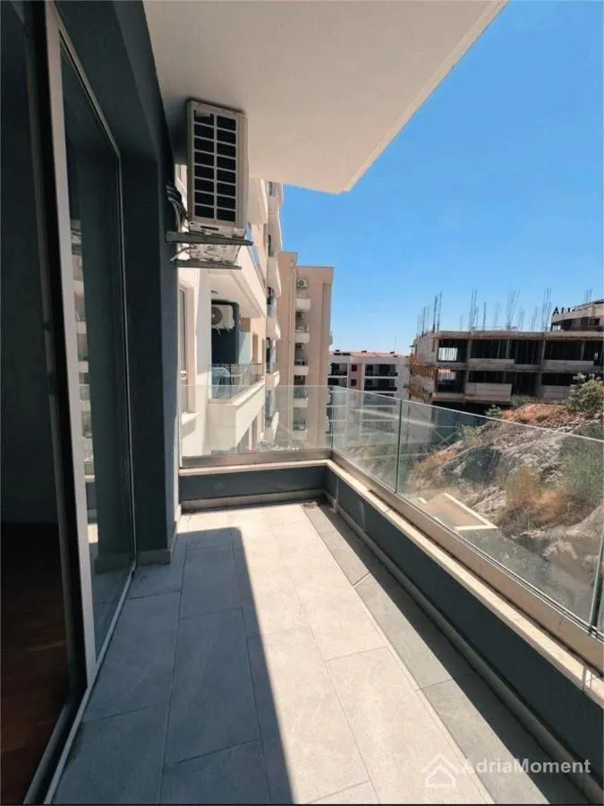 Sale, two bedroom apartment, 62m², Bečići, Budva