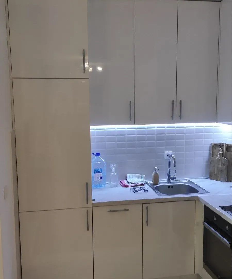 Rent, one bedroom apartment, 42m², Bečići, Budva