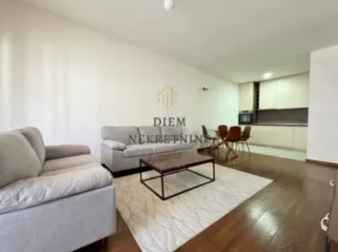 Izdavanje, jednosoban stan, 53m², Master Kvart, Podgorica