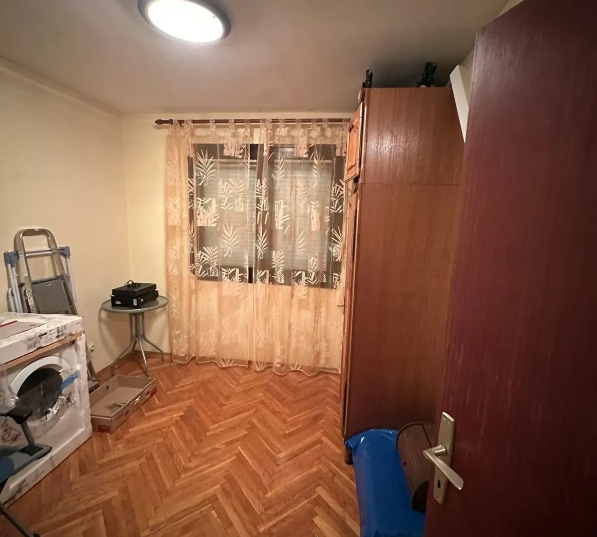 Izdavanje, dvosoban stan, 71m², Centar, Podgorica
