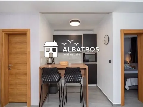 Rent, one bedroom apartment, 40m², Šušanj, Bar - image 3