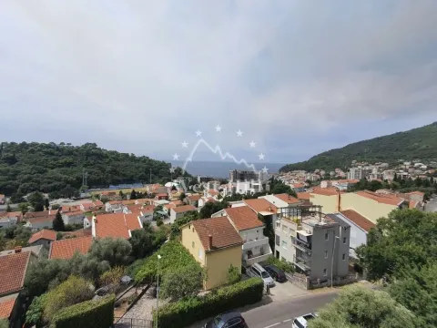 Sale, two bedroom apartment, 79m², Petrovac, Budva - image 10