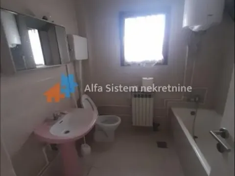 Izdavanje, kuća, 600m², Savski Venac, Beograd - image 19