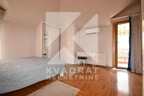 Rent, house, 300m², Ibričevina, Podgorica - image 8