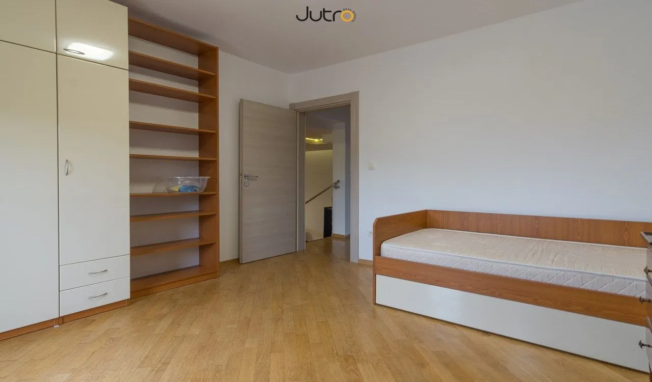 Rent, house, 170m², Dajbabe, Podgorica