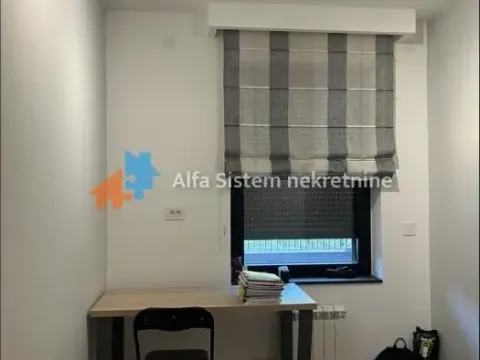 Rent, four bedroom apartment, 115m², Savski Venac, Beograd - image 14