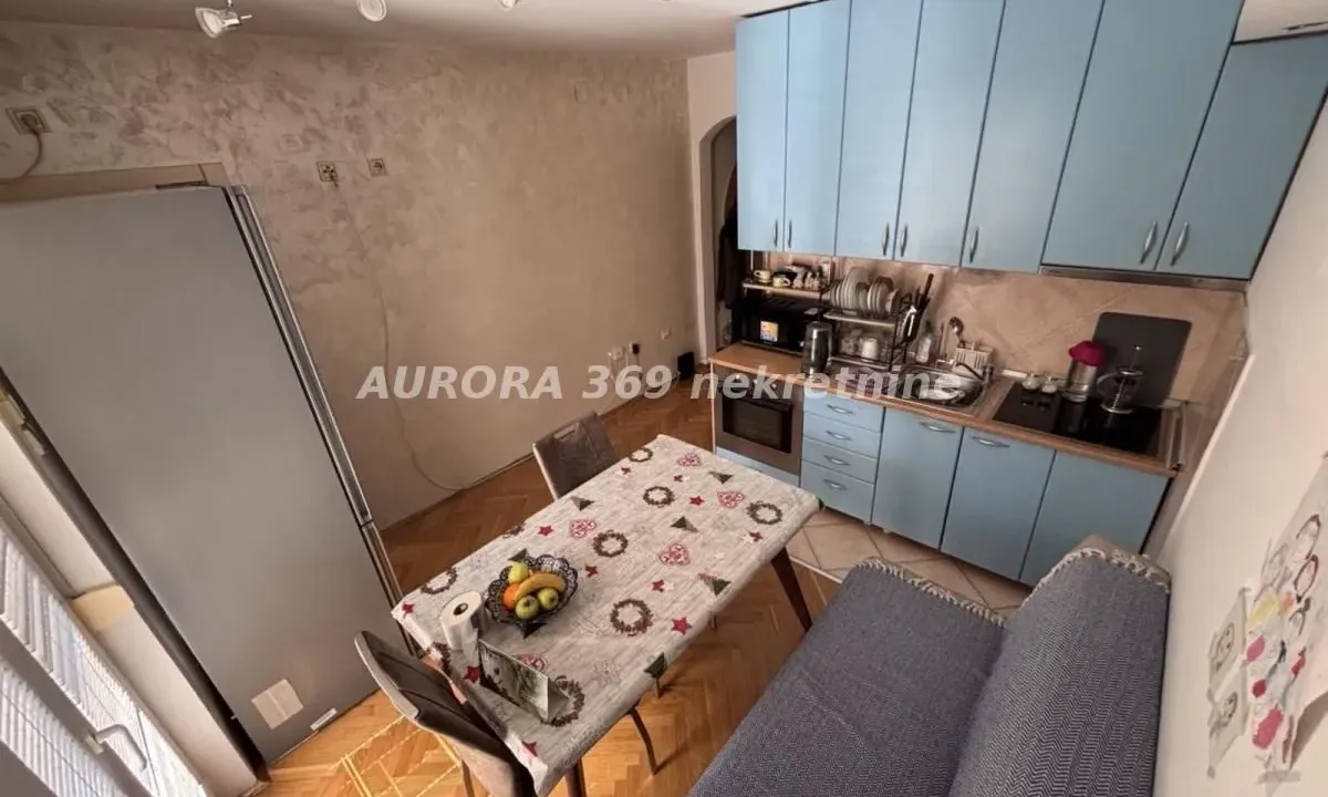 Prodaja, trosoban stan, 48m², Grbavica, Novi Sad Sve Podlokacije