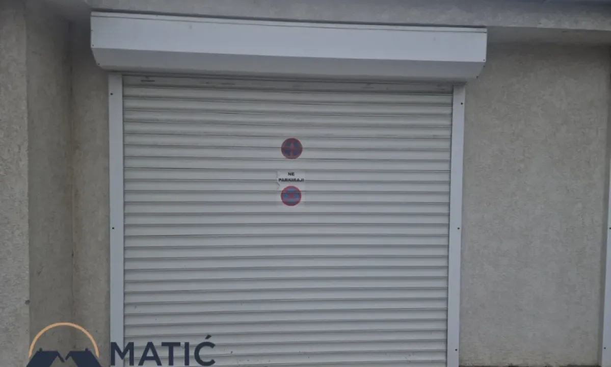 Sale, parking/garage, 19m², Podbara, Novi Sad Sve Podlokacije