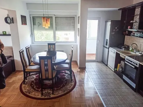 Izdavanje, dvosoban stan, 75m², Preko Morače, Podgorica - image 6