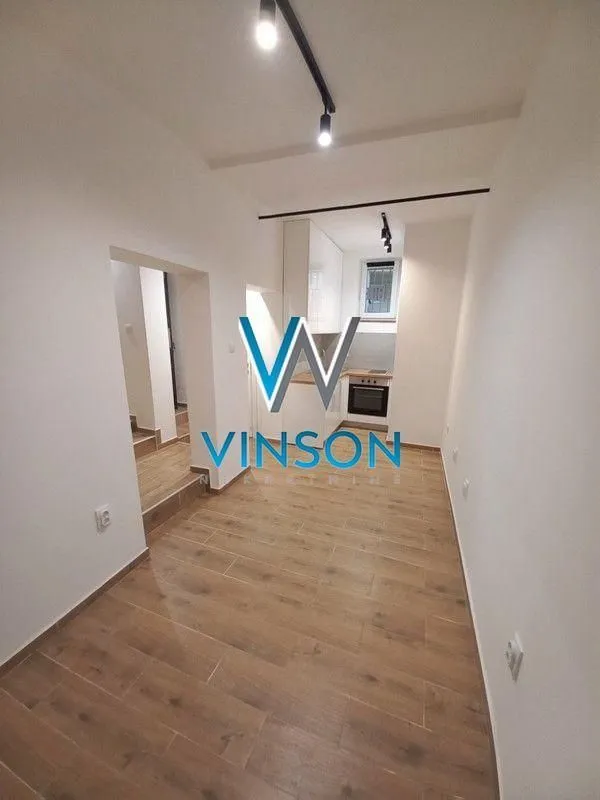 Rent, office space, 35m², Centar, Novi Sad