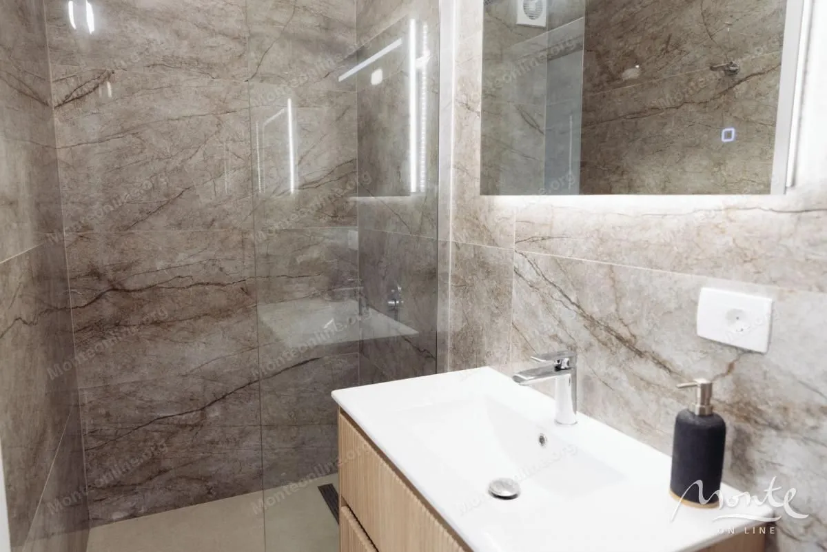Sale, two bedroom apartment, 74m², Sveti Stefan, Budva