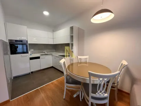 Izdavanje, dvosoban stan, 51m², Centar, Novi Sad - image 4