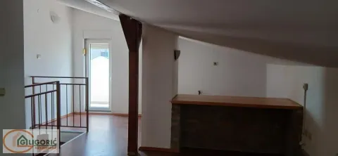 Prodaja, četvorosoban stan, 99m², Žarkovo, Beograd - image 16