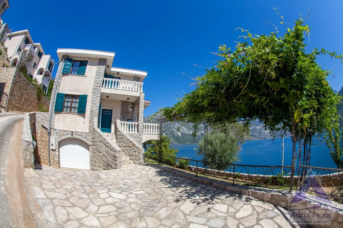 Prodaja, ugostiteljski objekat, 235m², Kostanjica, Kotor