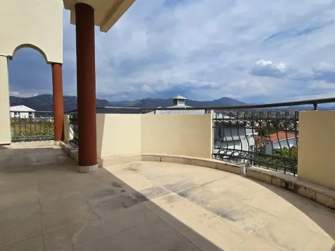 Rent, office space, 280m², Gorica C, Podgorica - image 9