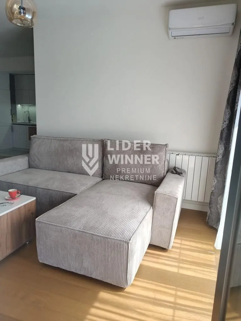 Izdavanje, dvosoban stan, 52m², Autokomanda, Voždovac Sve Podlokacije