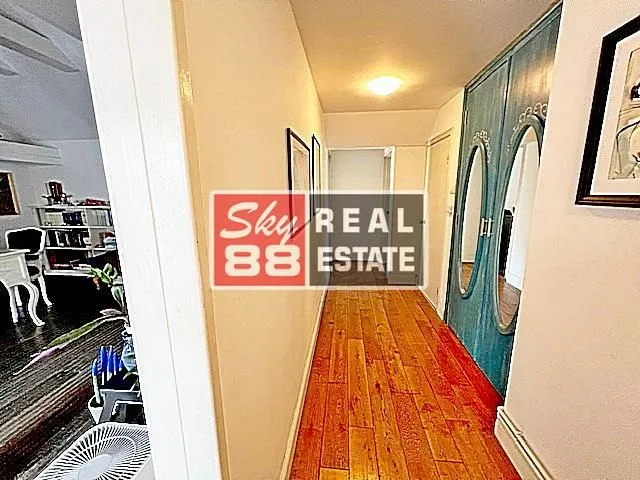 Sale, three bedroom apartment, 78m², Kalenić Pijaca, Vračar Sve Podlokacije