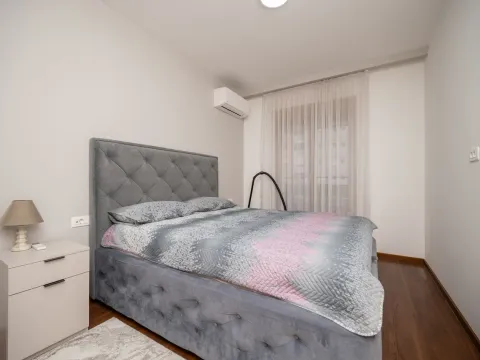 Izdavanje, jednosoban stan, 50m², Master Kvart, Podgorica - image 11