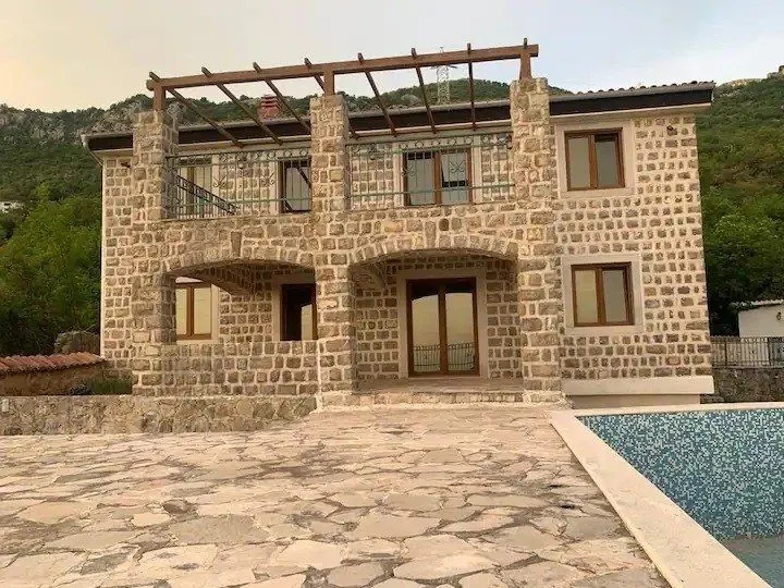 Sale, house, 466m², Petrovac, Budva