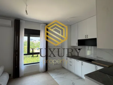 Rent, one bedroom apartment, 53m², Central Point, Podgorica - image 9