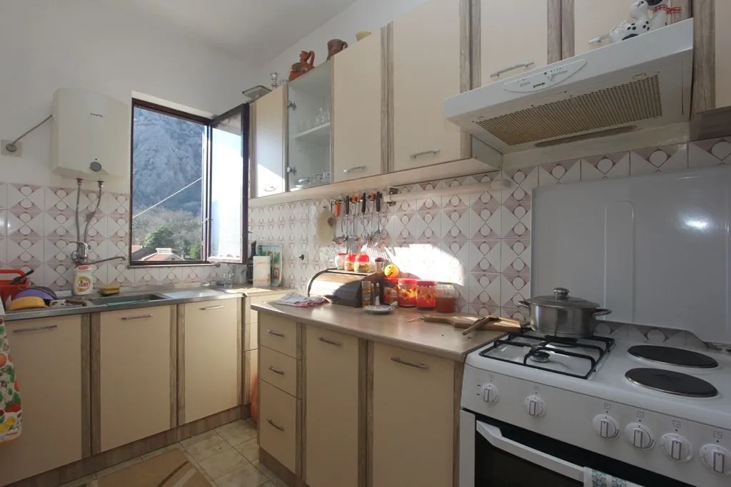 Sale, house, 262m², Orahovac, Kotor