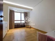 Izdavanje, četvorosoban stan, 150m², Novi Beograd Sve Podlokacije, Beograd - image 22