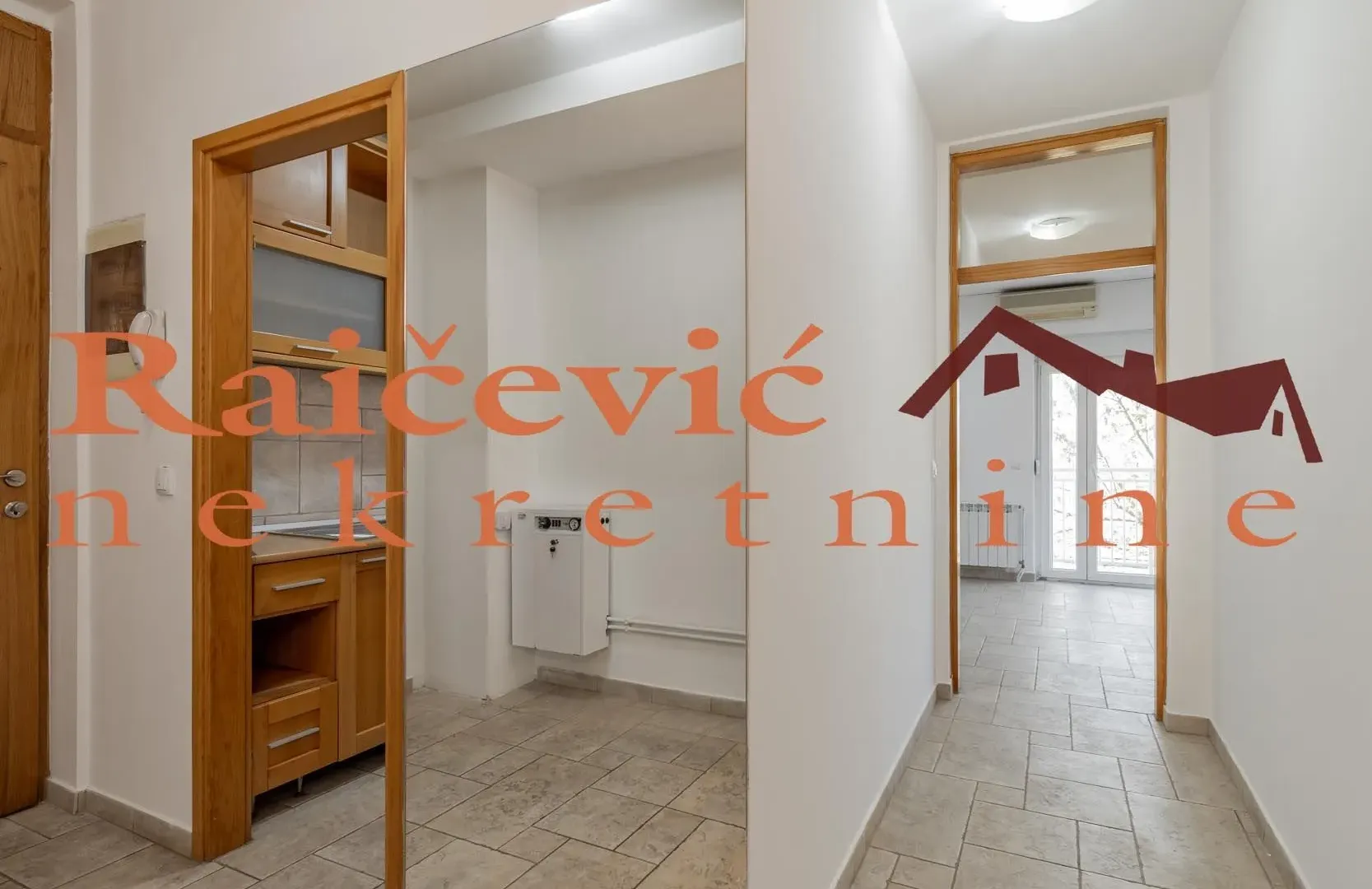 Prodaja, trosoban stan, 90m², Zvezdara Sve Podlokacije, Beograd