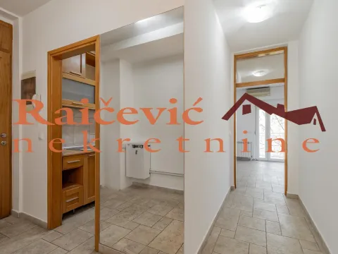 Prodaja, trosoban stan, 90m², Zvezdara Sve Podlokacije, Beograd - image 9