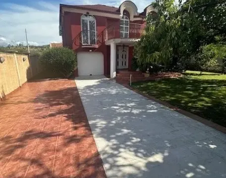 Izdavanje, kuća, 250m², Donja Gorica, Podgorica - image 12