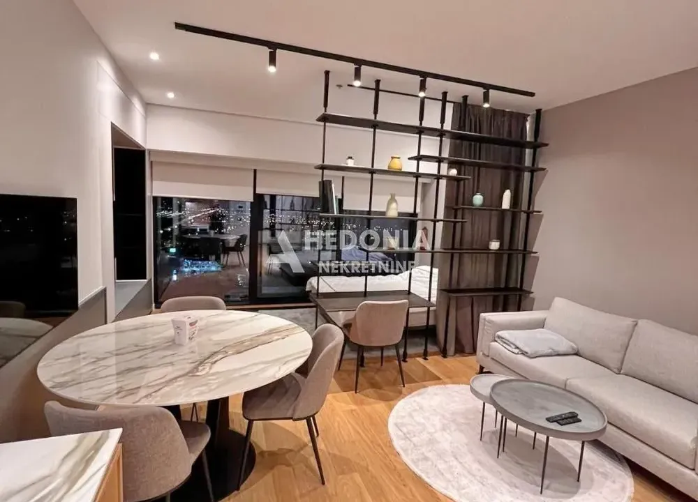 Rent, one bedroom apartment, 38m², Novi Beograd Blok 65, Novi Beograd Sve Podlokacije