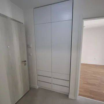 Rent, one bedroom apartment, 39m², Pobrežje, Podgorica - image 4