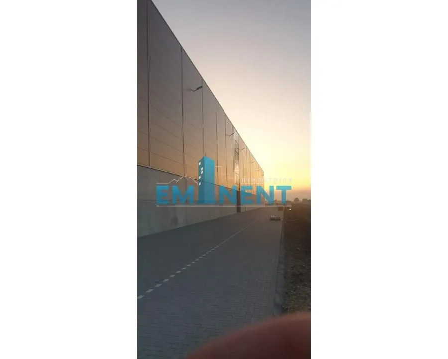 Sale, office space, 4500m², Centar, Stara Pazova